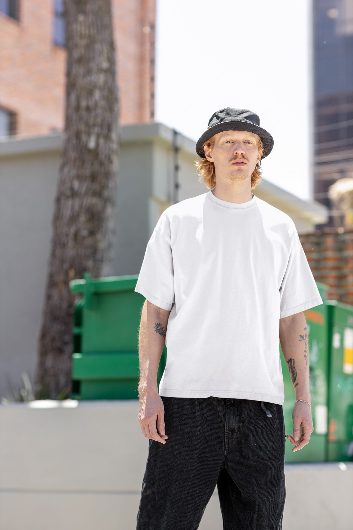 Men’s Oversized T-Shirt – White