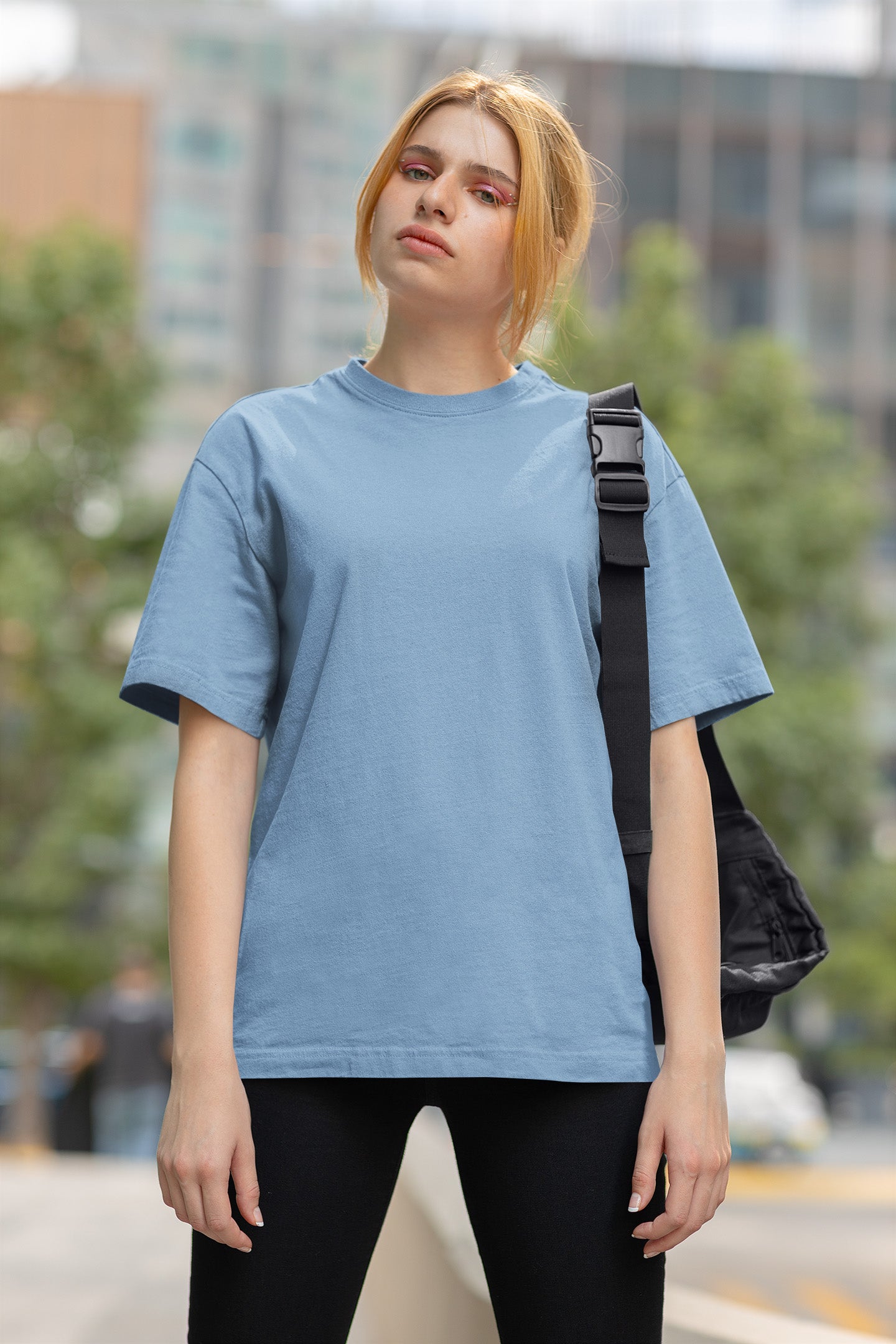 Women’s Oversized T-Shirt – Baby Blue